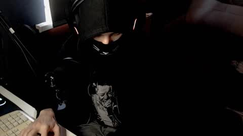 Snapshot of rocketmanchannel chatting on November 5, 2025, 6:35 am RocketManChannel online show from November 5, 2025, 6:35 am