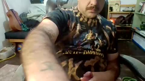 rockinoutwithmycokout online show from October 20, 2025, 12:55 am