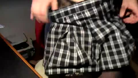 L online show from January 1, 2025, 8:13 am