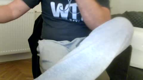 rocomale online show from October 30, 2025, 11:16 pm