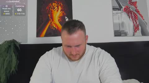 Snapshot of roddy_riss chatting on December 9, 2024, 8:33 am Roddy online show from December 9, 2024, 8:33 am