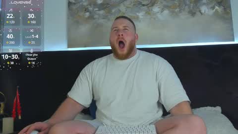 Snapshot of roddy_riss chatting on February 24, 2025, 1:53 pm Roddy online show from February 24, 2025, 1:53 pm