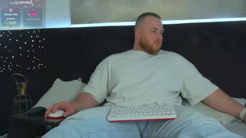 Snapshot of roddy_riss chatting on March 12, 2025, 2:12 pm Roddy online show from March 12, 2025, 2:12 pm