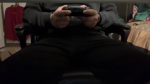 Snapshot of roland_96 chatting on December 5, 2025, 4:43 am roland_96 online show from December 5, 2025, 4:43 am