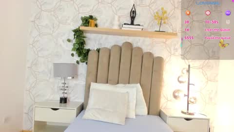   online show from January 3, 2025, 11:25 am