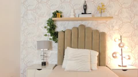   online show from January 25, 2025, 11:44 am