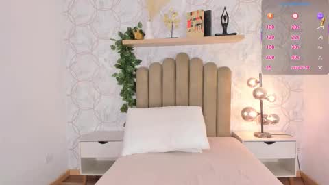   online show from September 24, 2025, 11:57 am