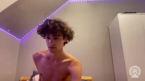 Snapshot of roma_shyguy_ chatting on July 20, 2026, 2:37 am roma_shyguy_ online show from July 20, 2026, 2:37 am