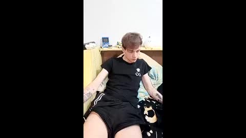 Snapshot of romalynn chatting on March 28, 2026, 7:46 pm Humble Boy online show from March 28, 2026, 7:46 pm