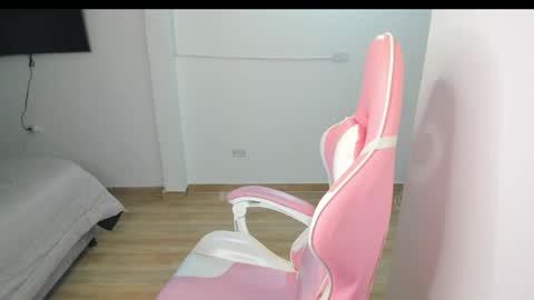 Val online show from May 14, 2026, 8:59 pm
