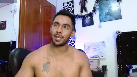 Roman online show from October 18, 2025, 9:26 pm