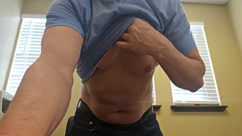 romanteeks online show from January 23, 2025, 10:54 pm