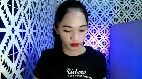 empress online show from February 13, 2025, 7:42 pm