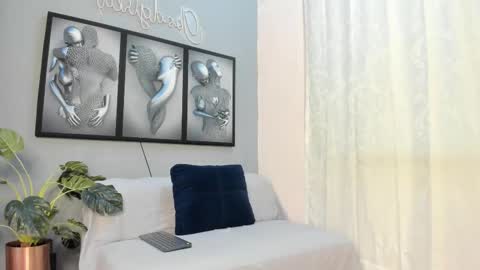 Romeo Bossi online show from March 13, 2026, 11:50 am