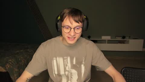 Romeo online show from December 10, 2024, 1:22 pm