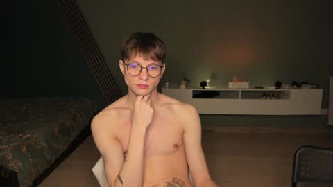 Romeo online show from December 20, 2024, 1:36 am