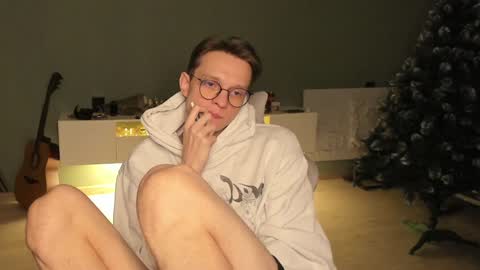 Romeo online show from December 26, 2024, 1:40 am