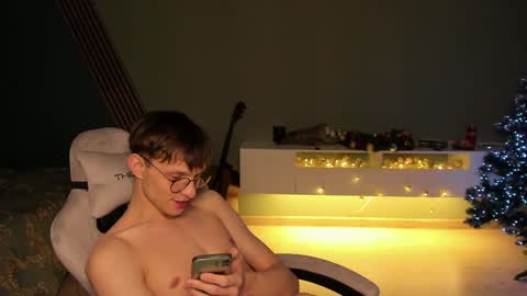 Romeo online show from December 29, 2024, 8:22 am