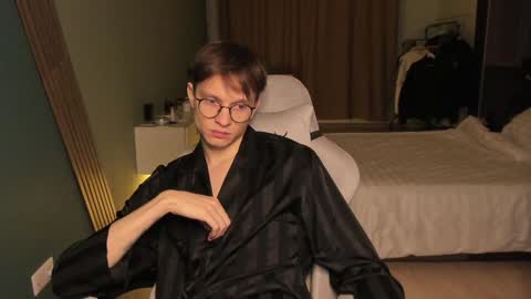 Romeo online show from January 16, 2025, 5:53 am