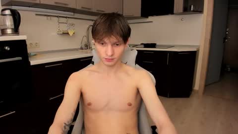 Snapshot of romeo_mercy chatting on November 19, 2025, 8:42 pm Romeo online show from November 19, 2025, 8:42 pm