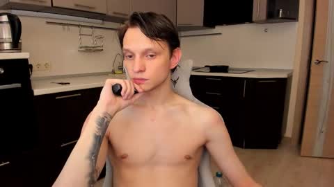 Snapshot of romeo_mercy chatting on December 3, 2025, 2:04 pm Romeo online show from December 3, 2025, 2:04 pm