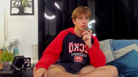 Snapshot of romeo_ricci1 chatting on January 26, 2025, 6:37 pm Romeo Ricci online show from January 26, 2025, 6:37 pm