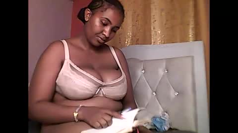 Snapshot of romina_26 chatting on May 6, 2026, 7:08 pm Romina 26 online show from May 6, 2026, 7:08 pm
