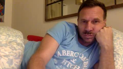 Snapshot of rominus69 chatting on December 4, 2024, 11:02 pm rominus69 online show from December 4, 2024, 11:02 pm