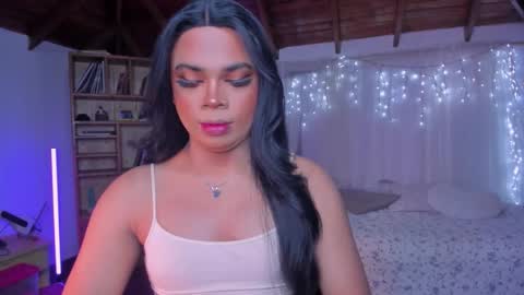 Snapshot of romirousexx chatting on February 13, 2026, 7:04 am Romi Rouse online show from February 13, 2026, 7:04 am