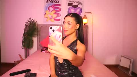 Snapshot of ronieeplay chatting on November 16, 2025, 11:10 pm Roni online show from November 16, 2025, 11:10 pm