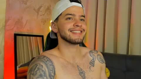 Snapshot of ronny_colton chatting on May 31, 2026, 1:25 am Ronny Colton online show from May 31, 2026, 1:25 am