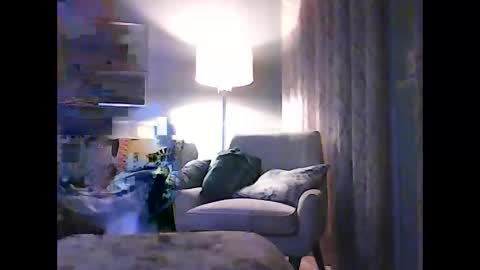 Snapshot of ronvlv chatting on April 18, 2026, 3:21 am ronvlv online show from April 18, 2026, 3:21 am