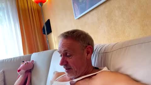 Rony online show from October 20, 2025, 1:44 pm