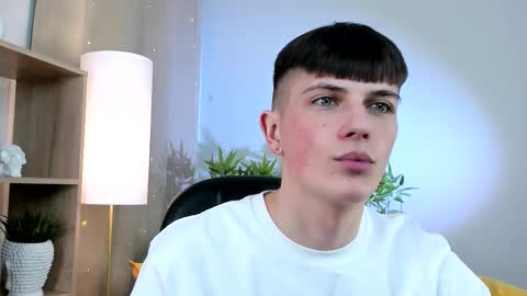 Rony online show from March 14, 2026, 9:53 pm