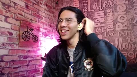 RonyMiller 1 online show from January 18, 2025, 1:40 pm