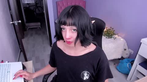 Twelve 3 Inst Twelve 312002 Twitter Room312 2002 online show from December 14, 2024, 8:08 pm