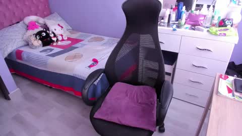 Twelve 3 Inst Twelve 312002 Twitter Room312 2002 online show from February 15, 2025, 4:45 pm