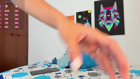 Snapshot of rooxxyy_ chatting on December 3, 2024, 12:13 am    online show from December 3, 2024, 12:13 am