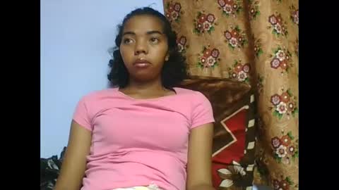 Snapshot of rosah225127 chatting on April 20, 2026, 6:38 am rosah225127 online show from April 20, 2026, 6:38 am