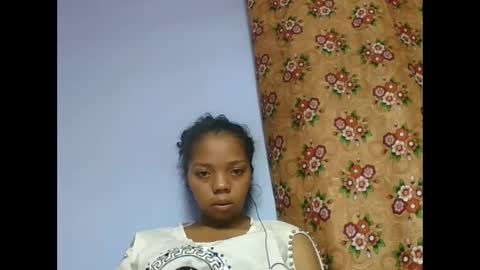Snapshot of rosah225127 chatting on May 27, 2026, 5:10 pm rosah225127 online show from May 27, 2026, 5:10 pm