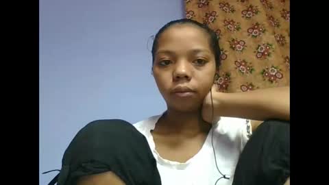 Snapshot of rosah225127 chatting on May 31, 2026, 4:31 am rosah225127 online show from May 31, 2026, 4:31 am