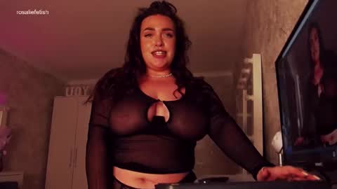 Snapshot of rosaliefetish chatting on March 20, 2026, 6:57 pm Rosalie online show from March 20, 2026, 6:57 pm