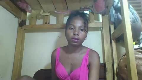 Snapshot of rosalinda933 chatting on March 15, 2026, 11:38 am Rosalinda online show from March 15, 2026, 11:38 am