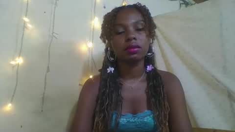 Snapshot of rosalinda933 chatting on April 20, 2026, 11:13 am Rosalinda online show from April 20, 2026, 11:13 am