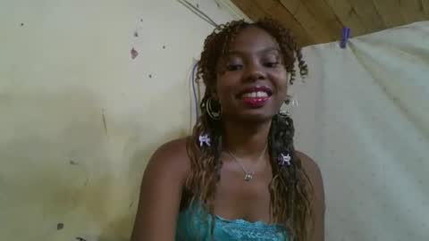 Snapshot of rosalinda933 chatting on April 27, 2026, 10:57 am Rosalinda online show from April 27, 2026, 10:57 am