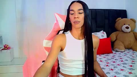 Snapshot of rosalindasexy chatting on March 7, 2026, 5:04 am Rosalinda online show from March 7, 2026, 5:04 am