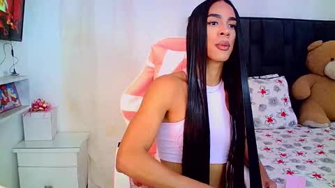 Snapshot of rosalindasexy chatting on March 14, 2026, 3:45 am Rosalinda online show from March 14, 2026, 3:45 am