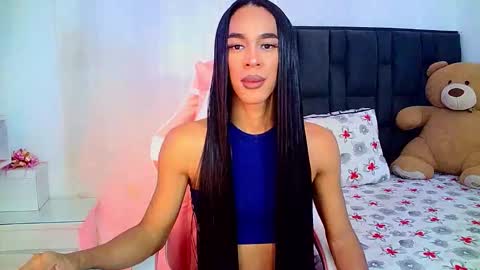 Snapshot of rosalindasexy chatting on March 17, 2026, 5:33 am Rosalinda online show from March 17, 2026, 5:33 am