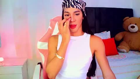 Snapshot of rosalindasexy chatting on April 8, 2026, 2:55 am Rosalinda online show from April 8, 2026, 2:55 am