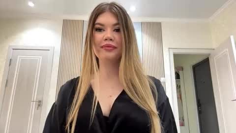 Rosa online show from March 1, 2026, 9:22 am